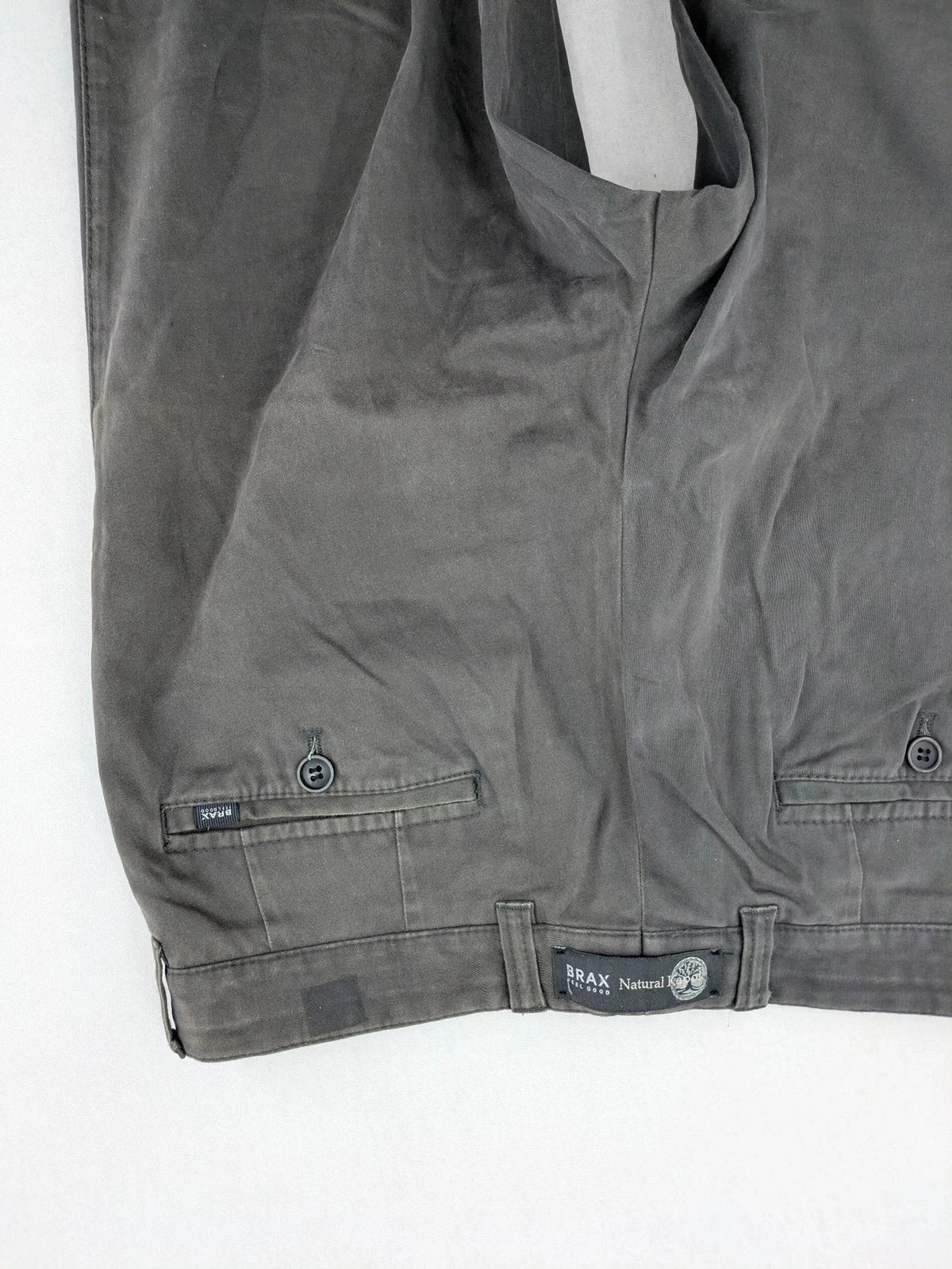 BRAX grey chino pants Ernesto, cotton blend, comfortable stretch material, versatile style.