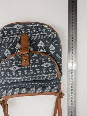 KiK messenger bag brown and navy with geometric Boho-Ethno pattern on canvas.