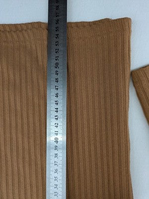 Piazza Italia pink ribbed turtleneck top with decorative shoulder buttons.