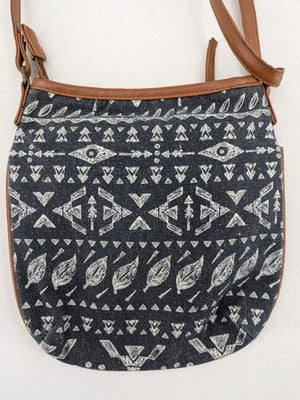 KiK messenger bag brown and navy with geometric Boho-Ethno pattern on canvas.
