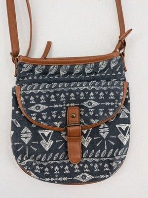 KiK messenger bag brown and navy with geometric Boho-Ethno pattern on canvas.