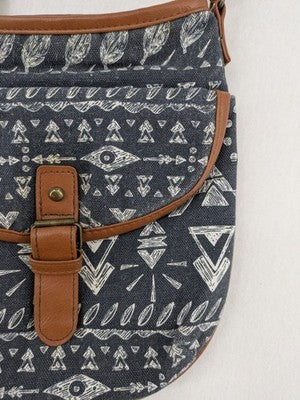 KiK messenger bag brown and navy with geometric Boho-Ethno pattern on canvas.