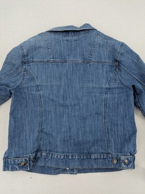 Select blue denim jacket with button closure and chest pockets, washed look.