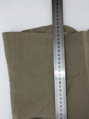Synonyme khaki vest with ribbed texture, V-neck, and three-button front.