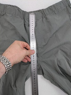 Redial cargo pants khaki green lightweight nylon with adjustable features and baggy fit