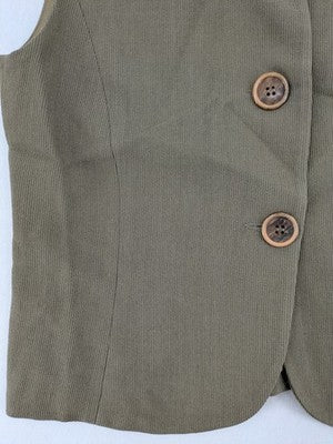 Synonyme khaki vest with ribbed texture, V-neck, and three-button front.
