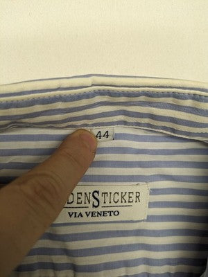 Seidensticker blue and white striped button-up shirt with a chest pocket and logo.