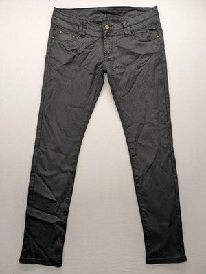 Damen grey coated skinny jeans with five-pocket design and gold hardware details.