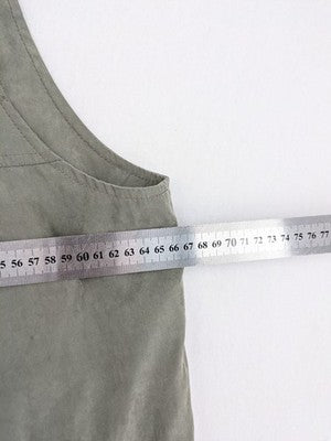 MN.MODE grey vest full zip with stand collar and multiple secure pockets