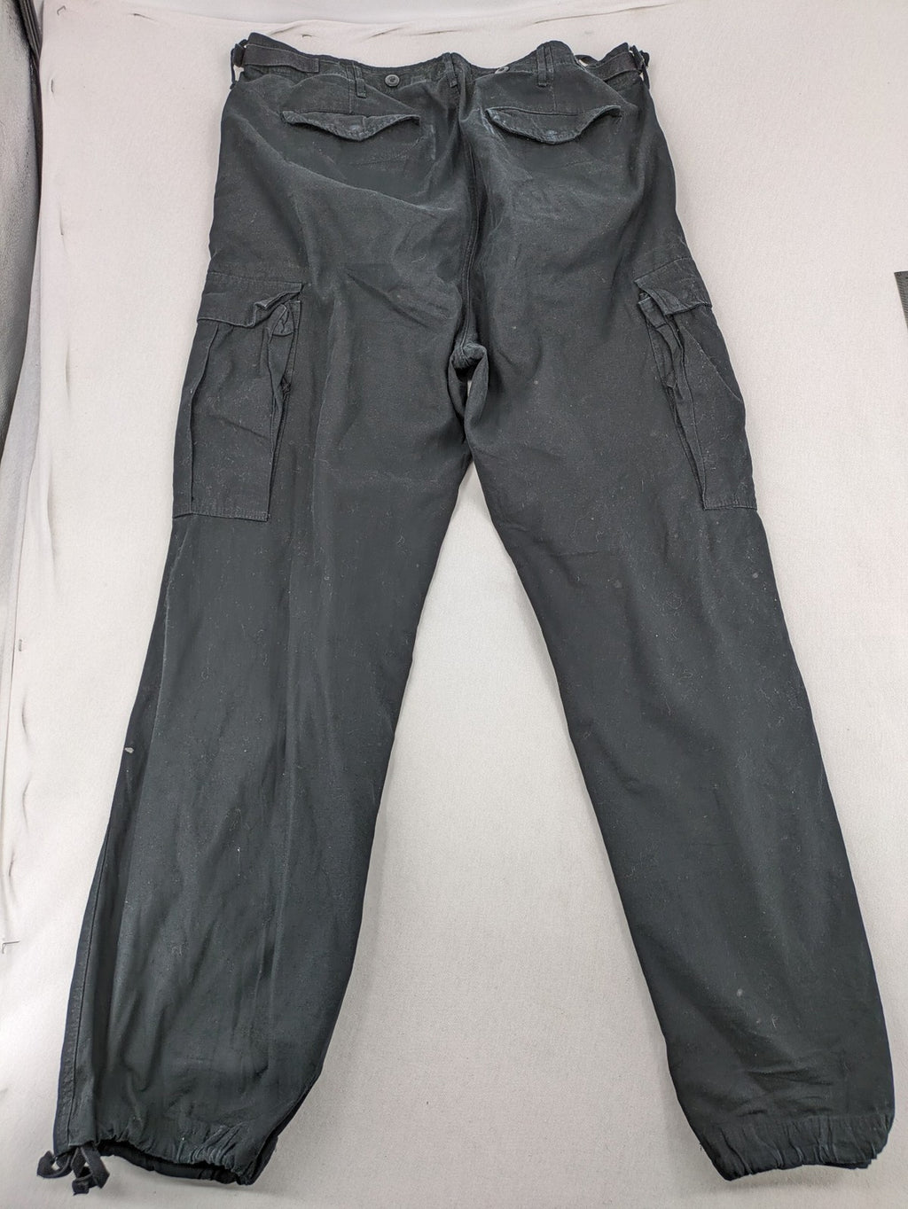 Brandit hunting & tactical pants grey vintage army style with cargo pockets and button fly.