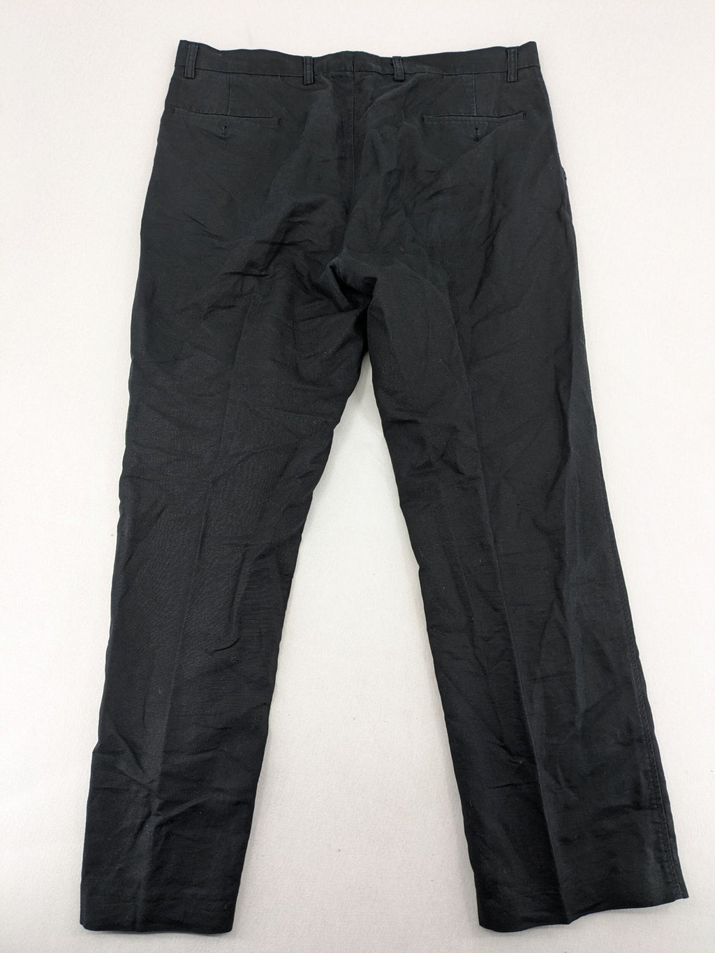 Angelo Litrico black trousers, classic straight cut, breathable linen-cotton blend.