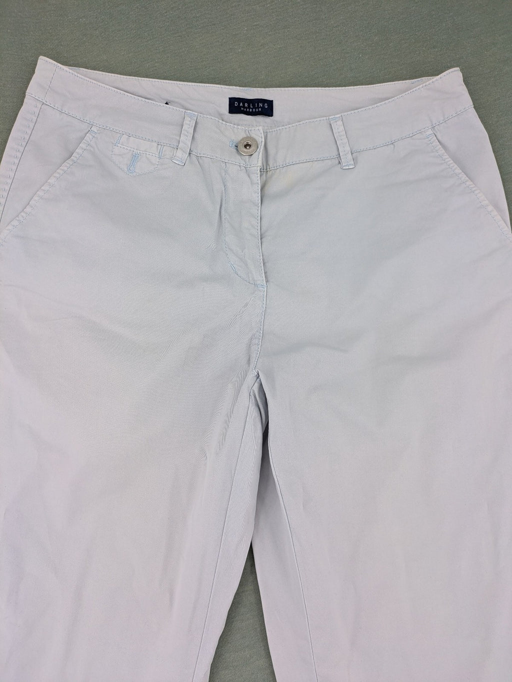 Darling Harbour white chino pants with patterned pocket lining and stretch cotton material.