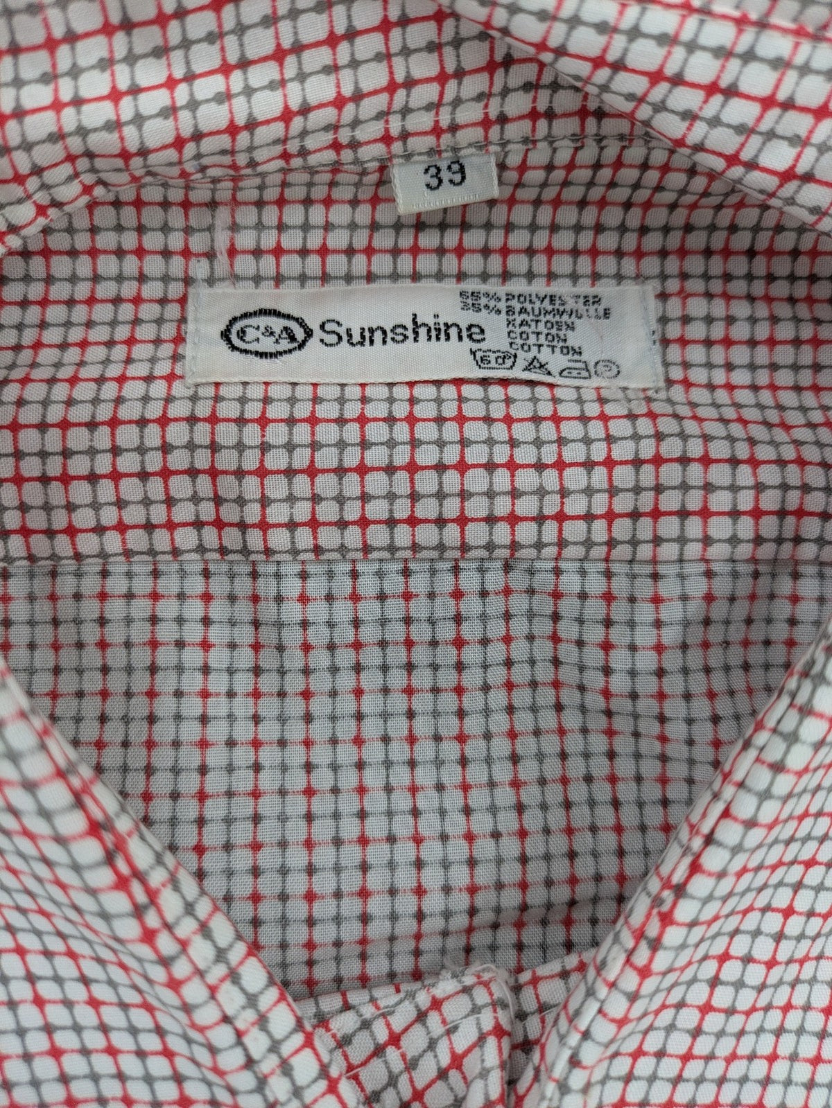 C&A short-sleeve shirt pink white checkered pattern, single chest pocket, polyester cotton blend.