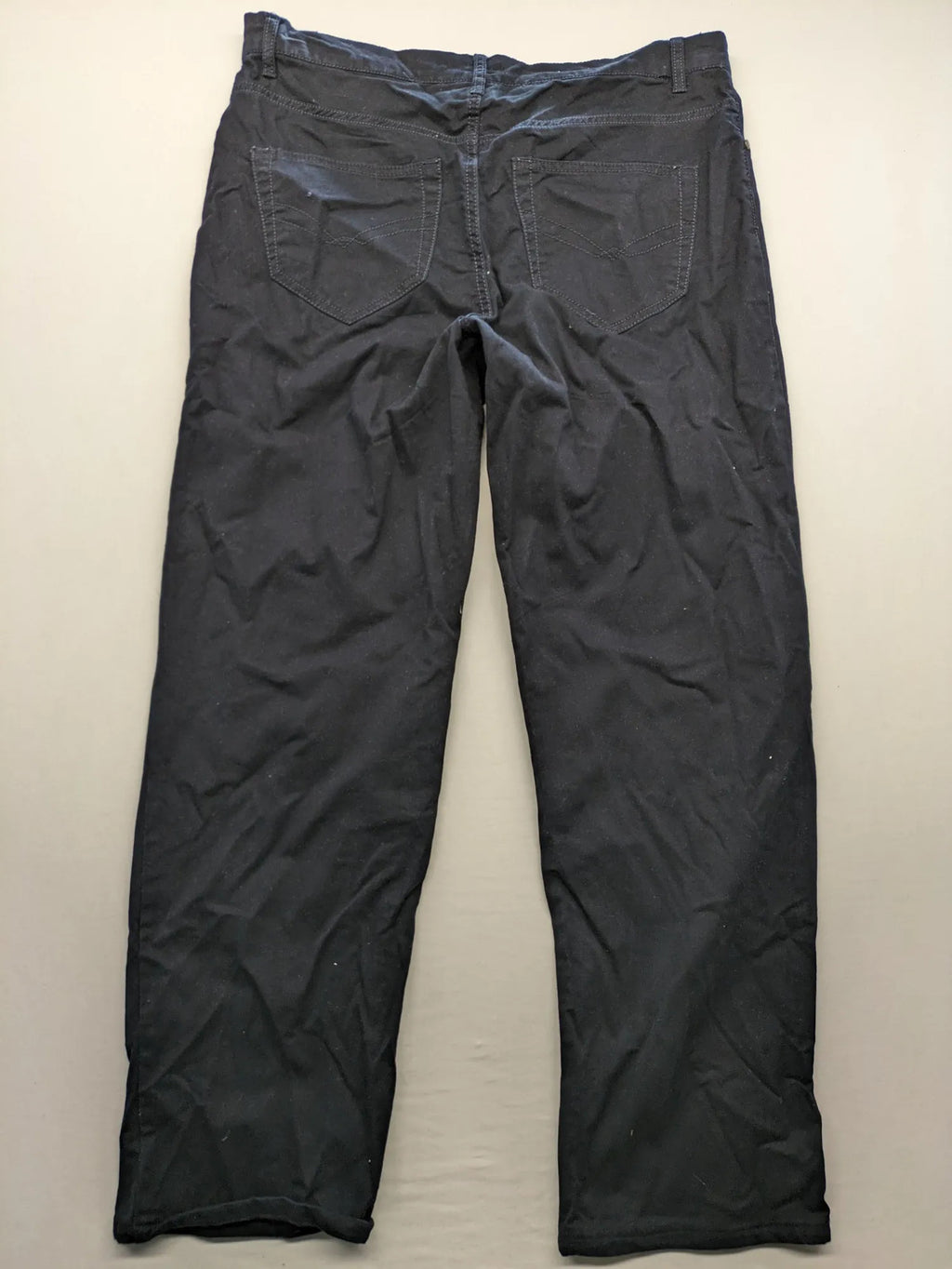 Watsons black straight jeans size 52 five-pocket design with zipper and stretch cotton.