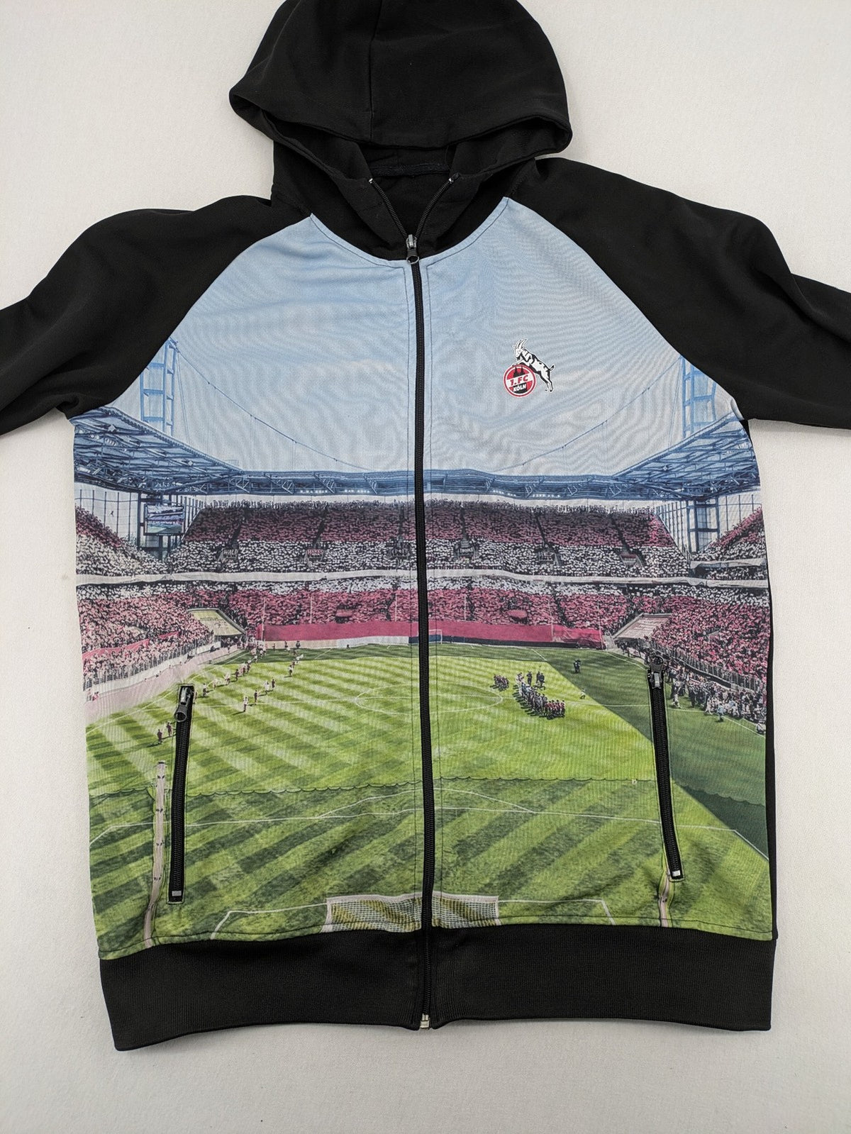 1. FC Köln hoodie black full zip with stadium print and embroidered logo