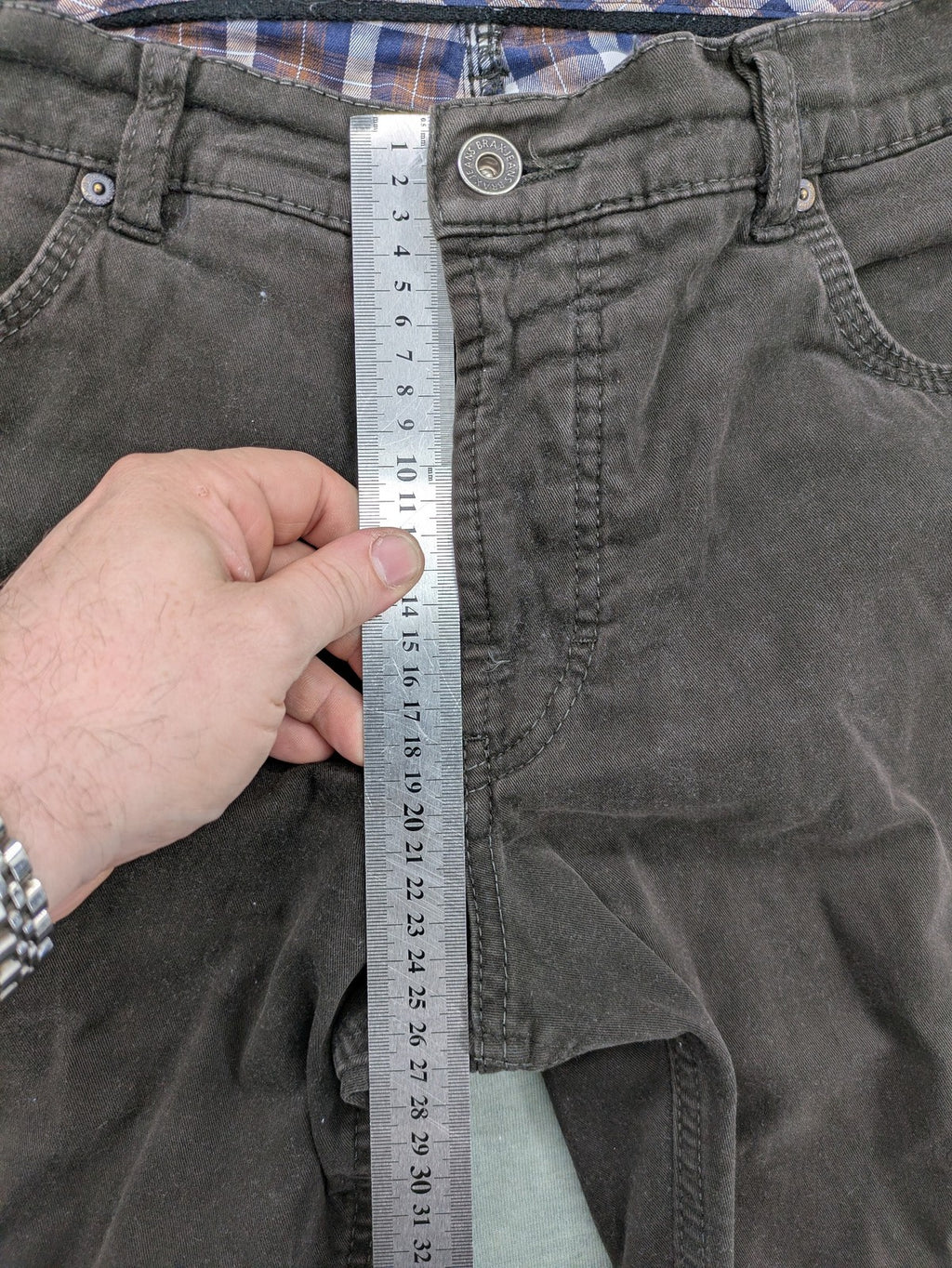 BRAX grey cord pants 5-pocket design with subtle checkered waistband lining