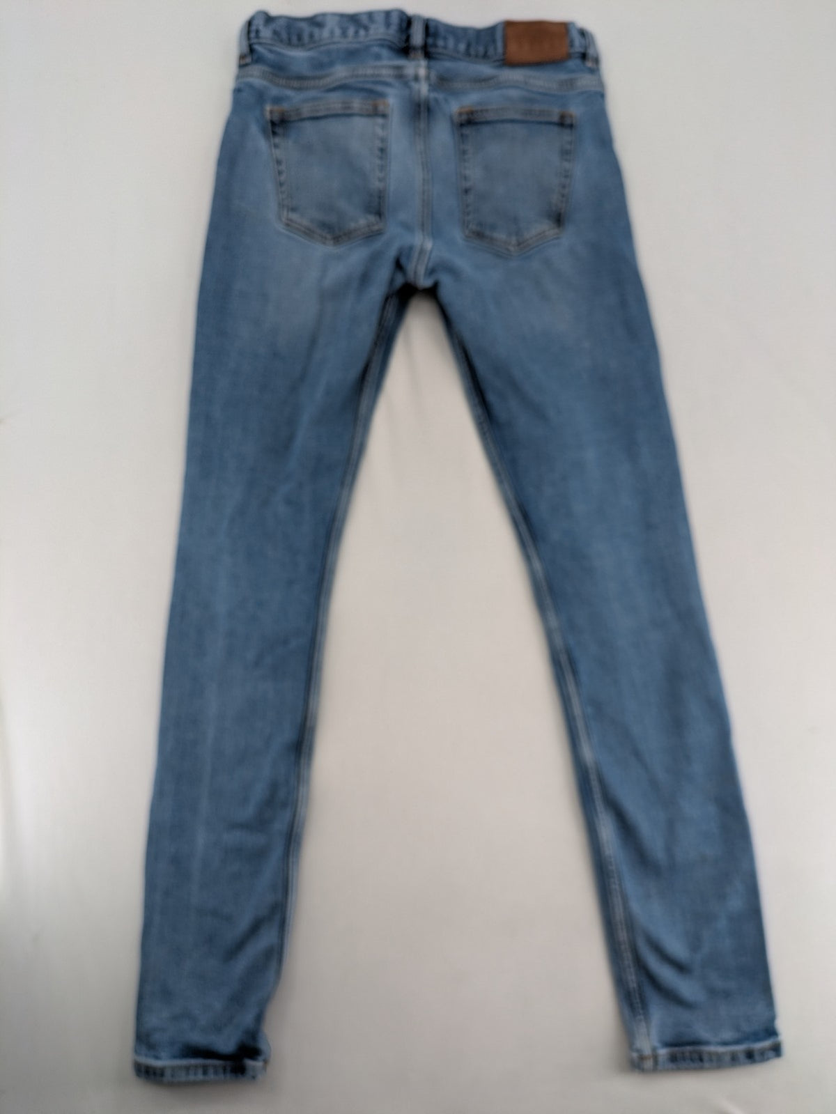 H&M blue skinny fit jeans classic 5-pocket design medium wash stretch denim