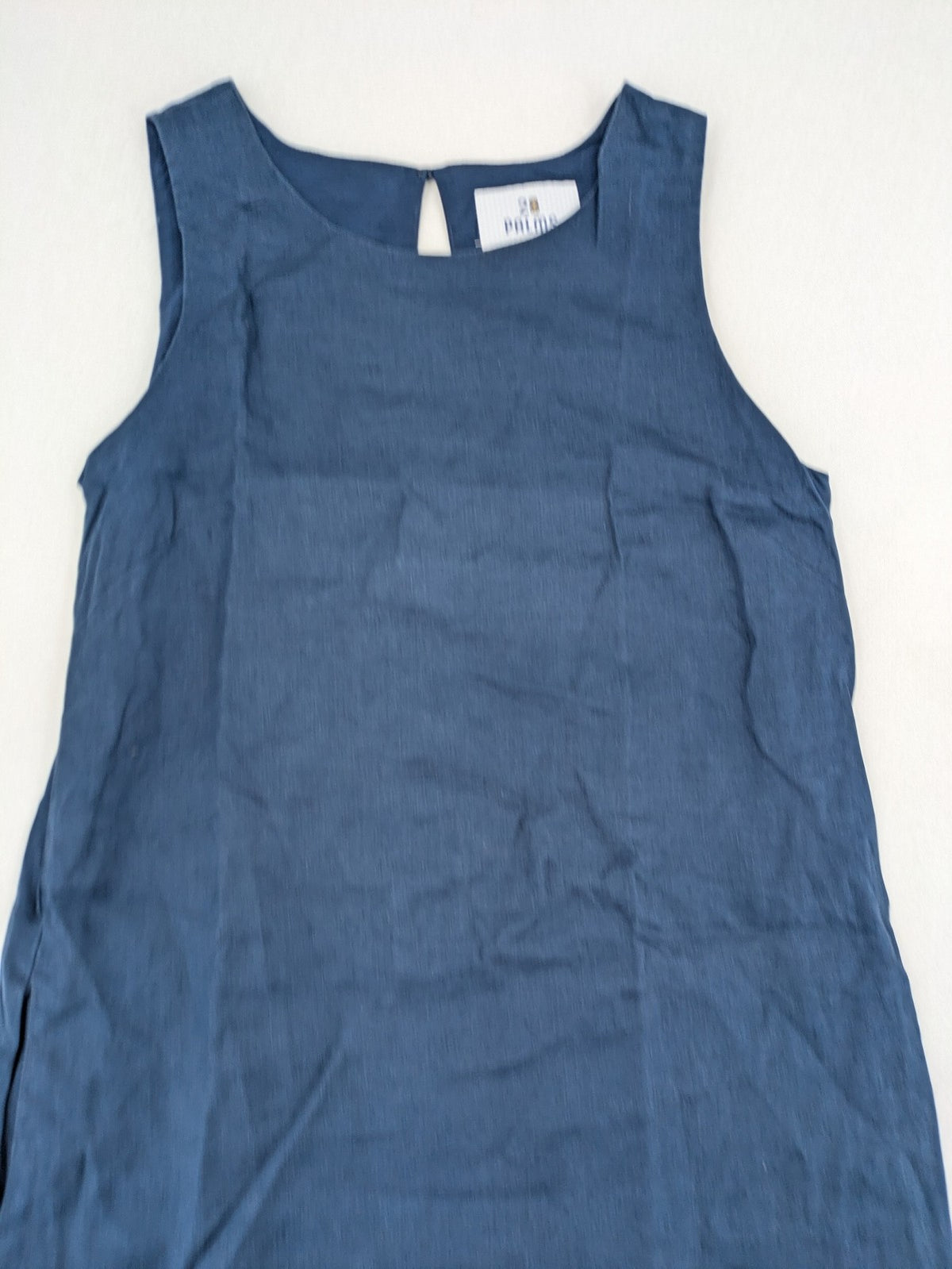 28 Palms blue A-line dress, sleeveless, 100% linen with classic round neckline.