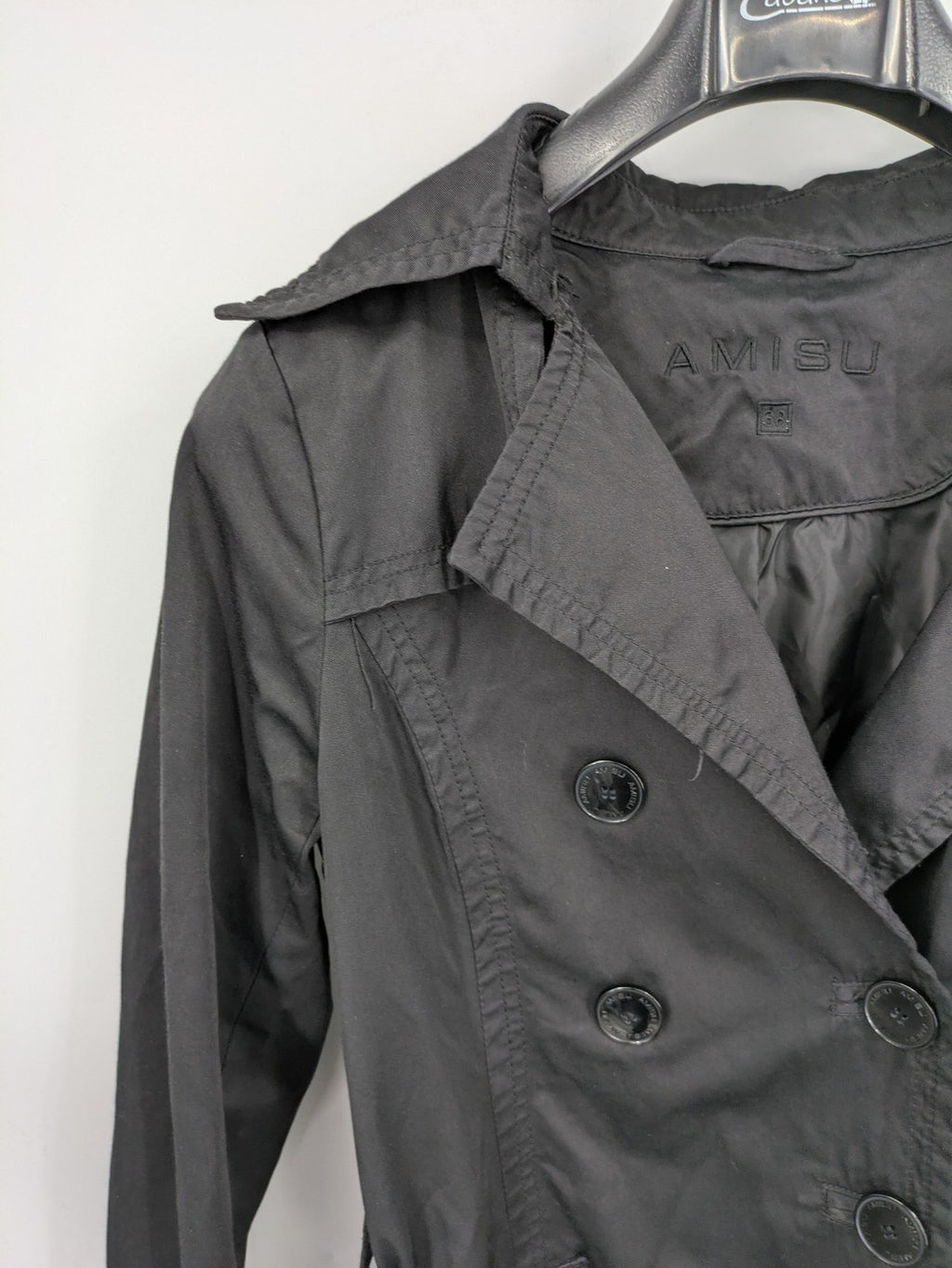 Amisu grey trench coat double-breasted design with elegant collar and belted waist.