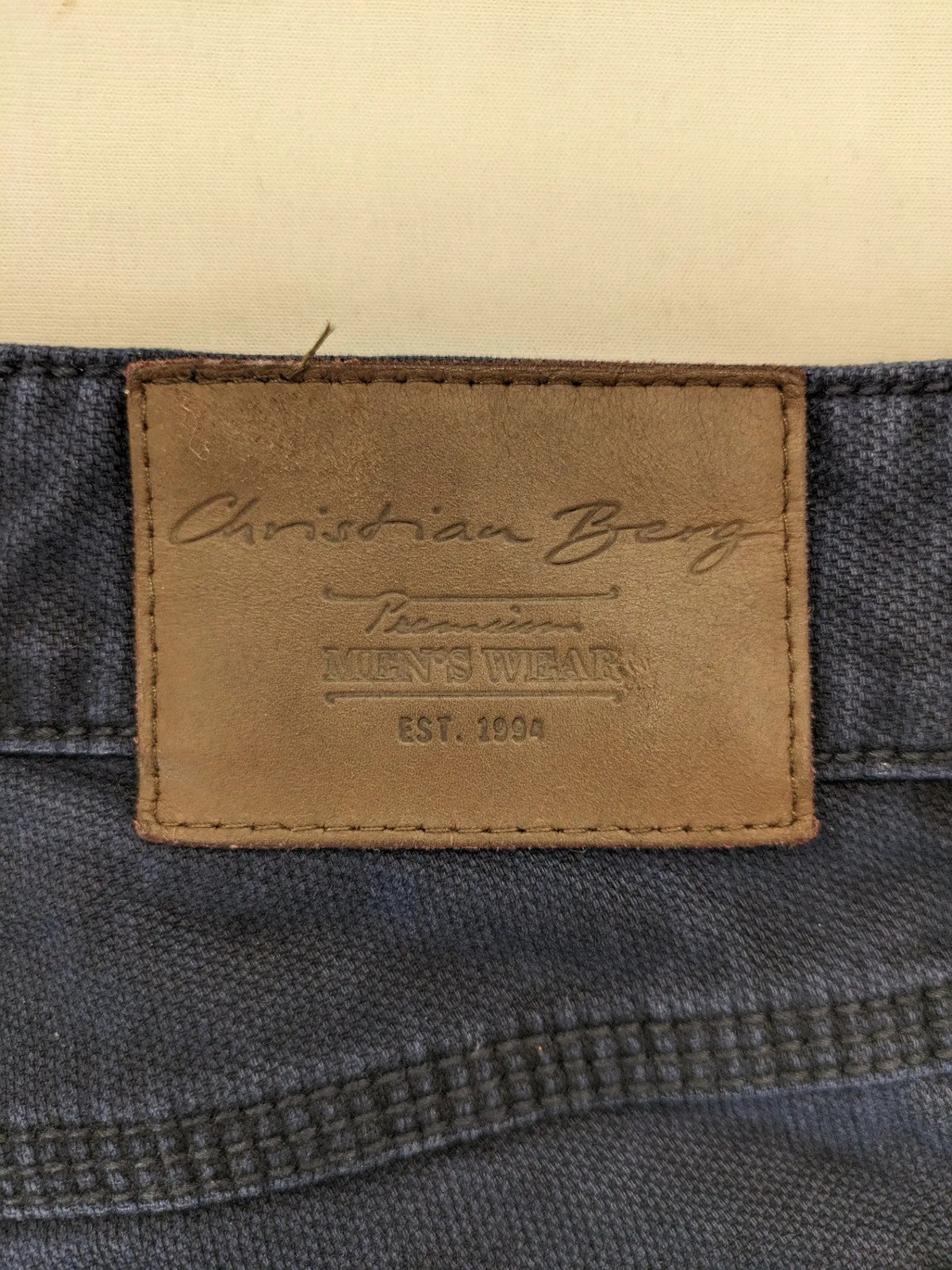 Christian Berg grey straight jeans with classic 5-pocket design and stretch cotton material.