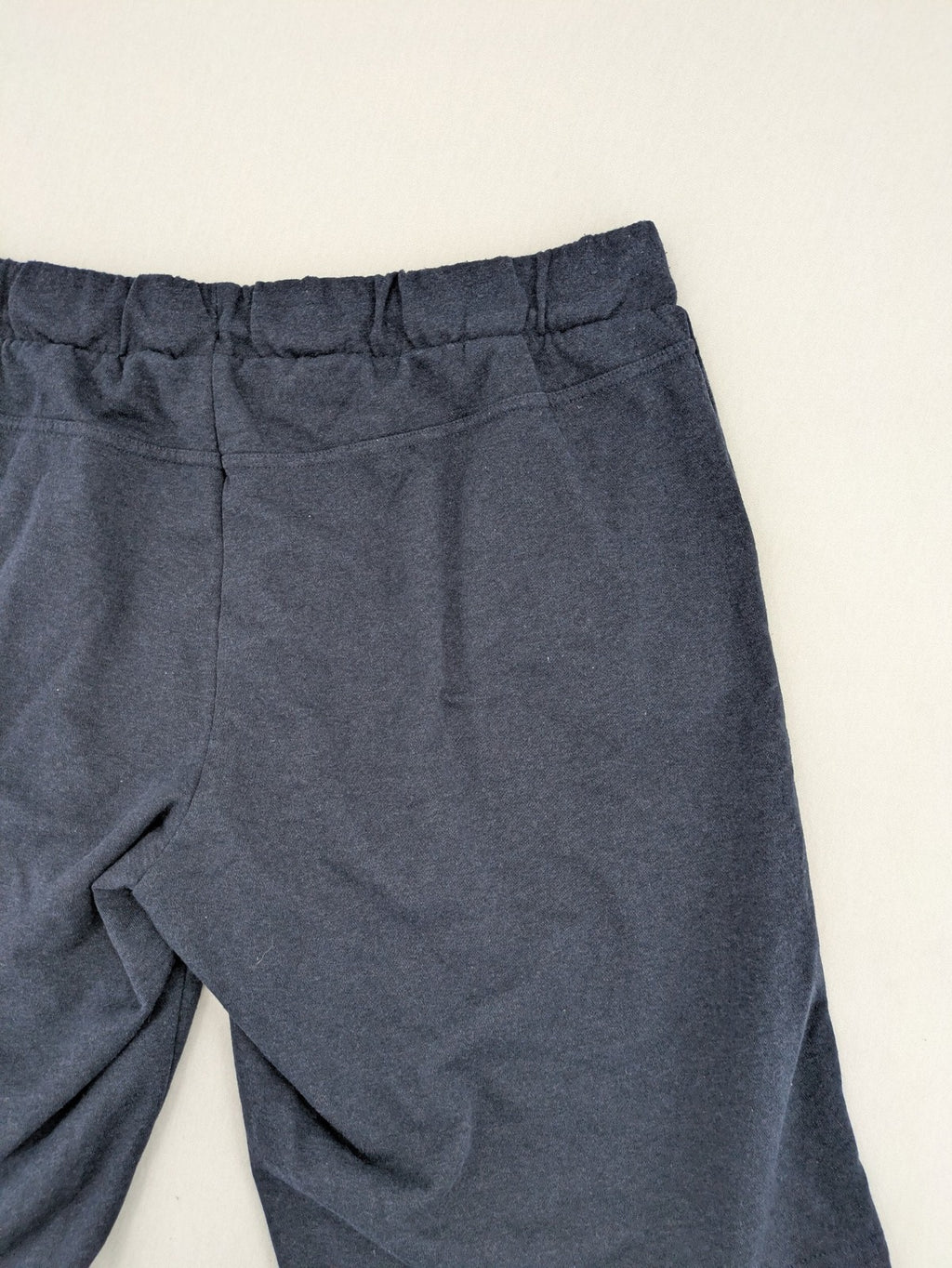 Livergy blue sweatshorts with embroidered "Blue Water Champion" logo and adjustable drawstring.