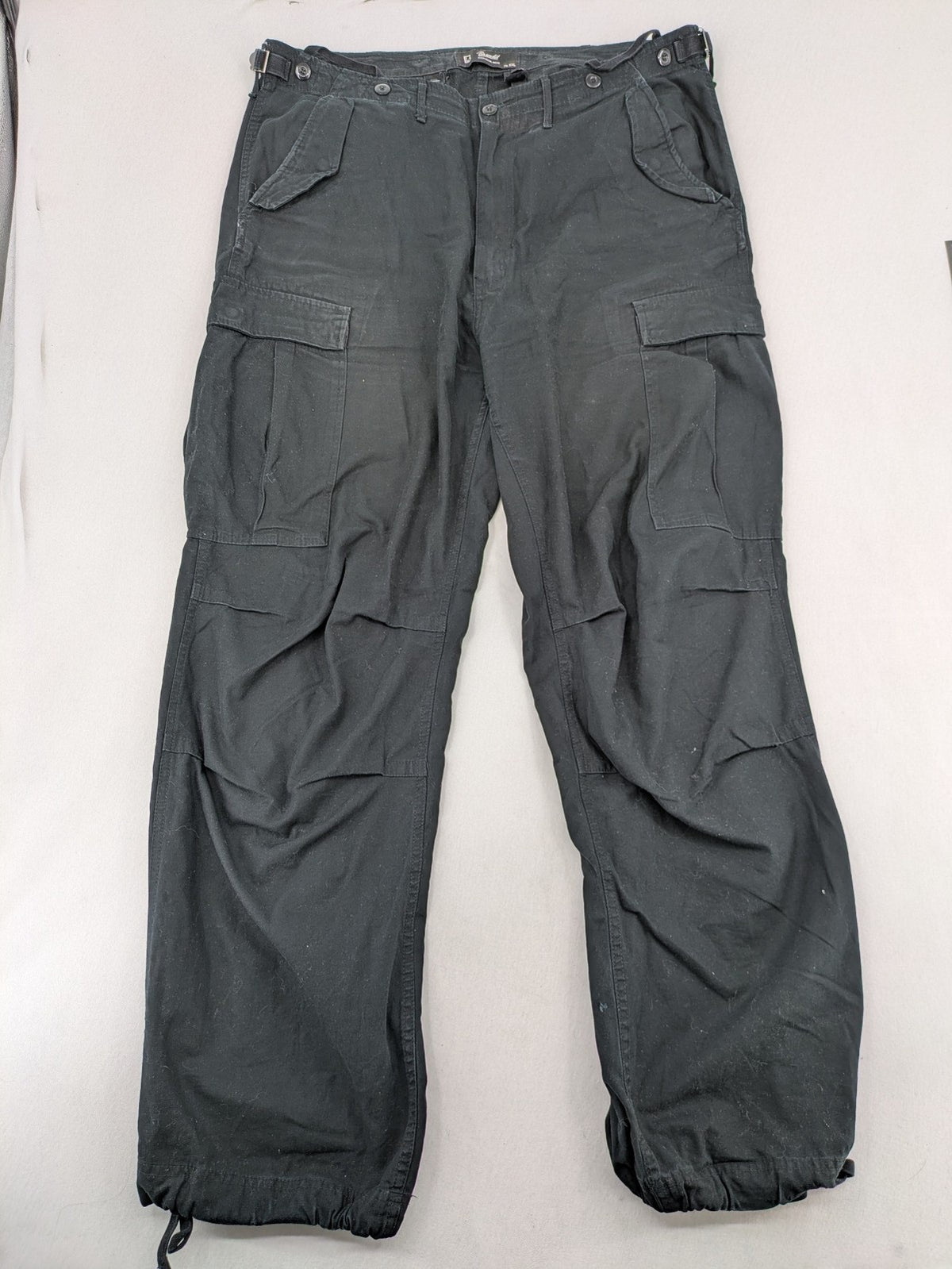 Brandit hunting & tactical pants grey vintage army style with cargo pockets and button fly.
