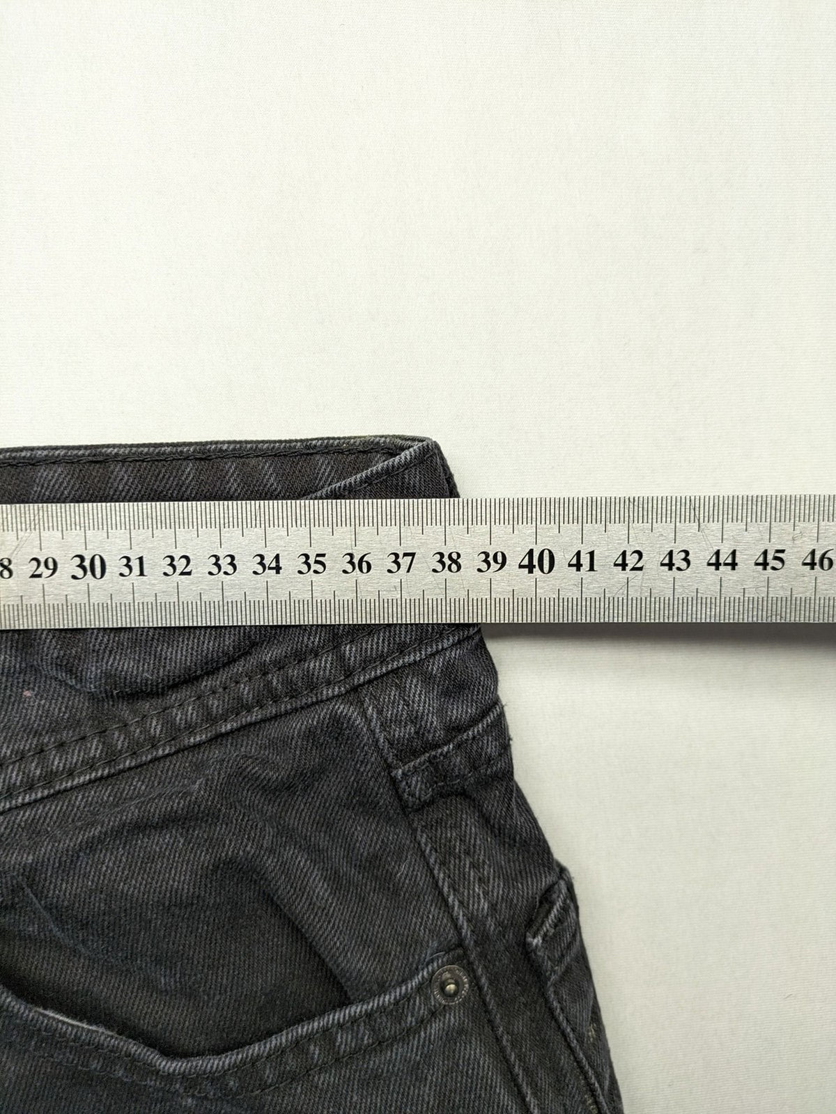 Don't Think Twice straight jeans black grey faded wash five-pocket design cotton denim