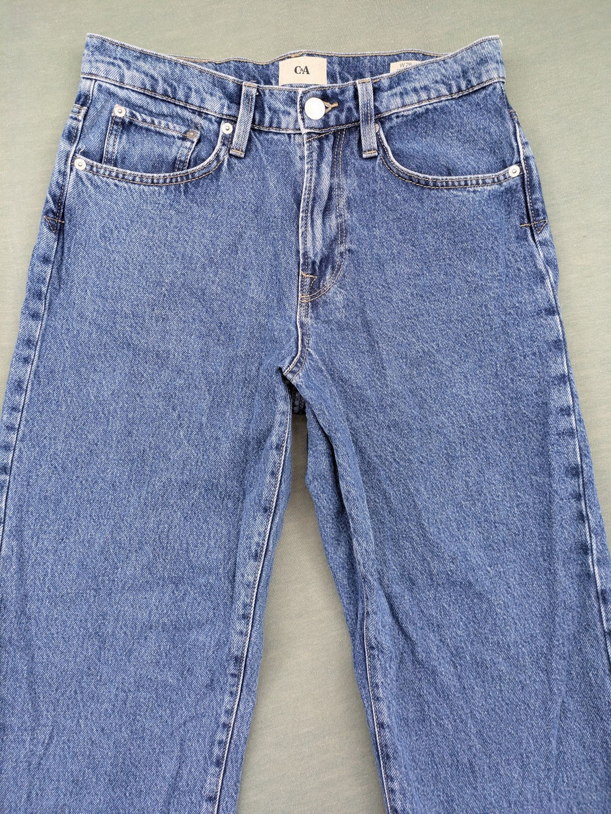 C&A blue straight jeans relaxed fit classic 5-pocket design durable denim material