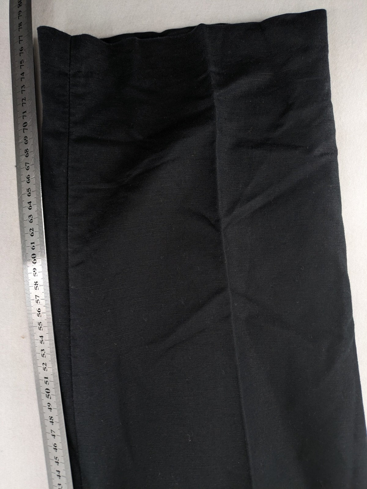 Angelo Litrico black trousers, classic straight cut, breathable linen-cotton blend.