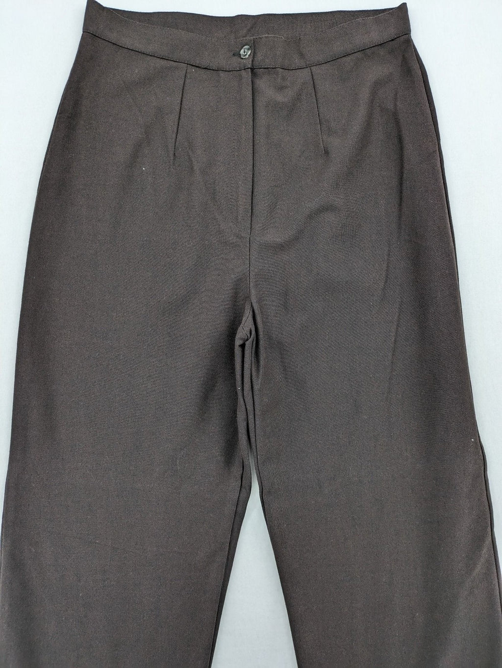 öGS Collection pink high waist pants with front pleats and structured fit.