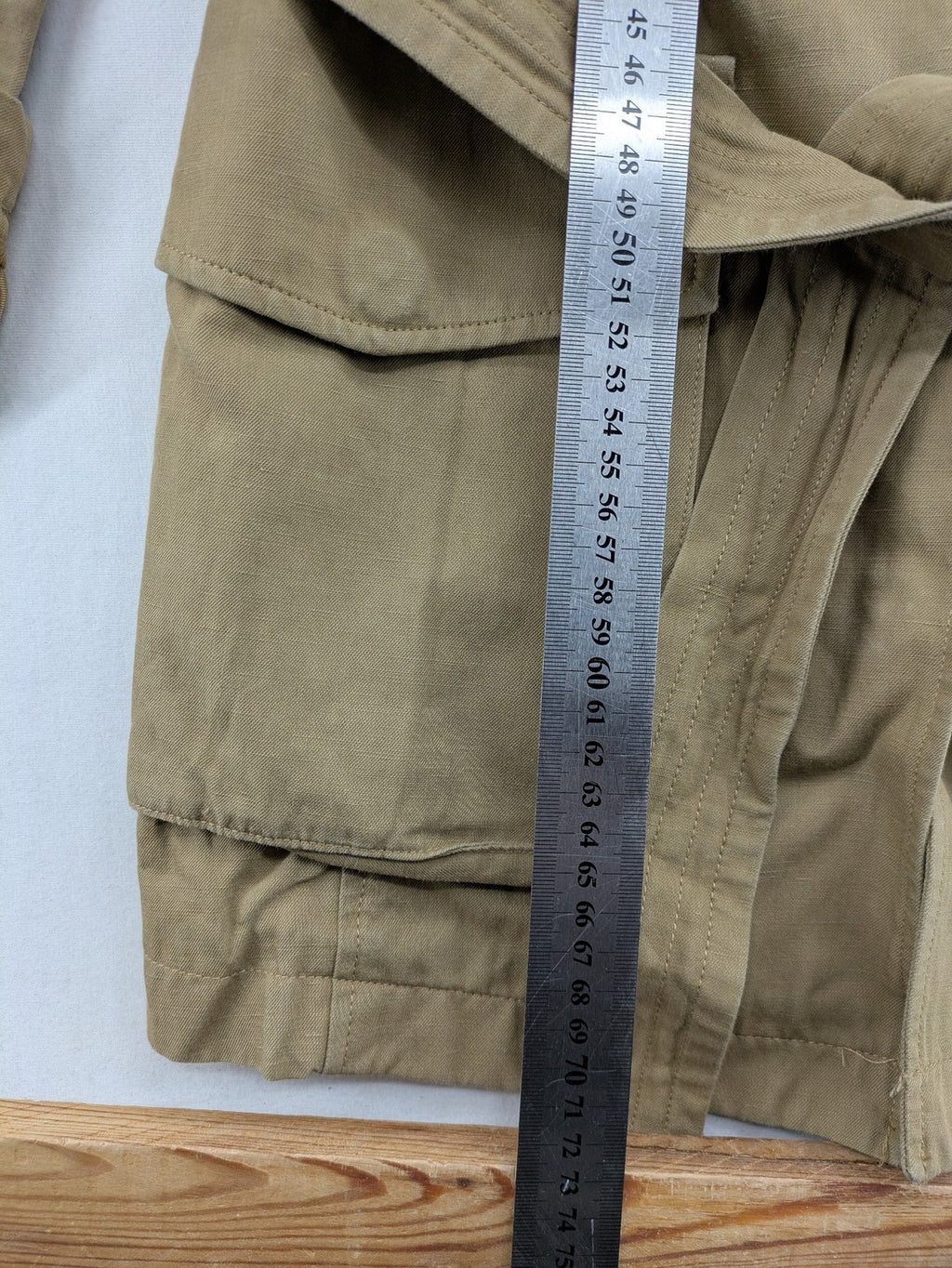 Massimo Dutti beige trench coat with belt, Italian fabric, classic design, shorter length.