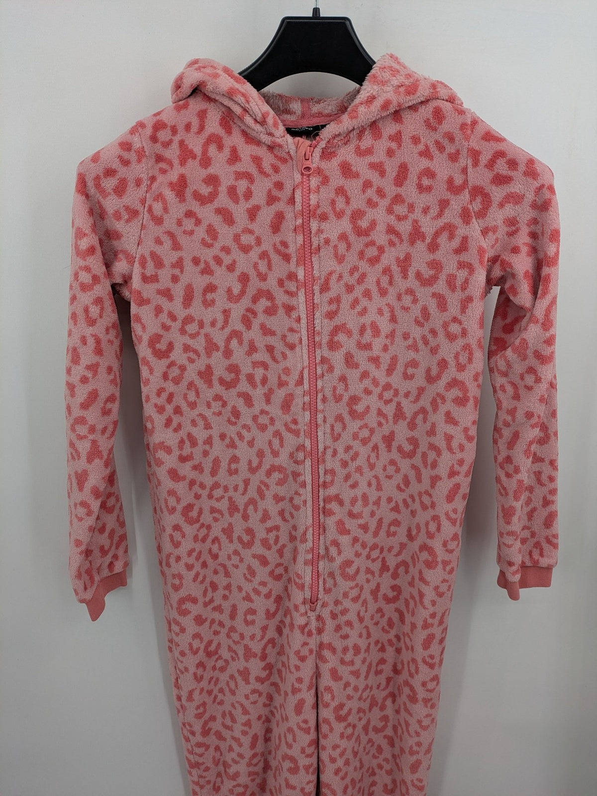 ESMARA pink fleece overalls with playful leopard pattern and hooded design.