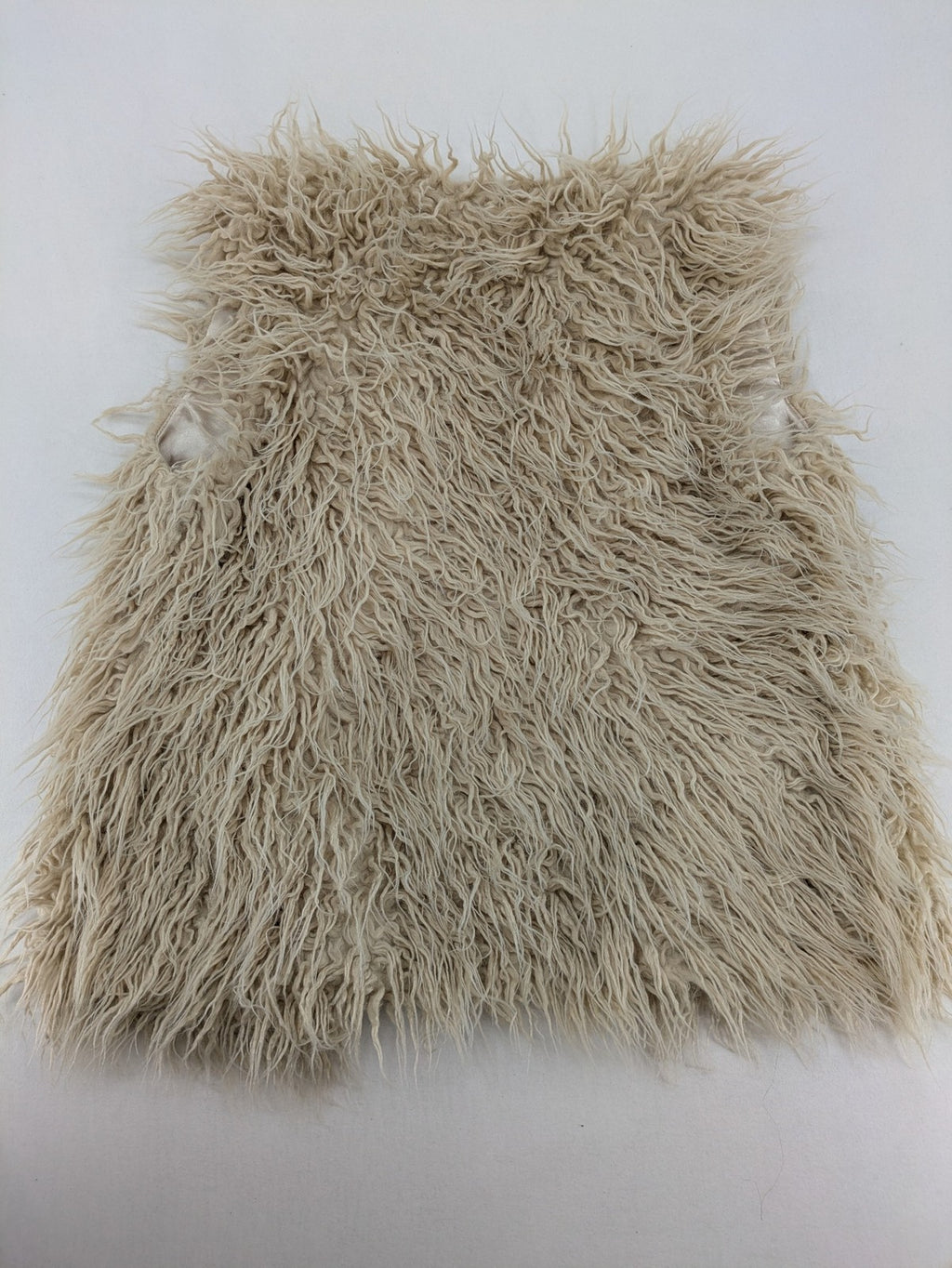 Amisu beige shaggy vest, sleeveless, soft faux fur, open front design.