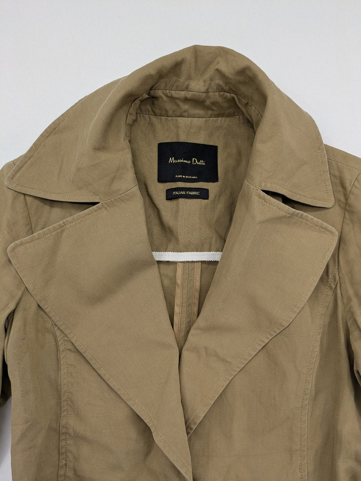 Massimo Dutti beige trench coat with belt, Italian fabric, classic design, shorter length.