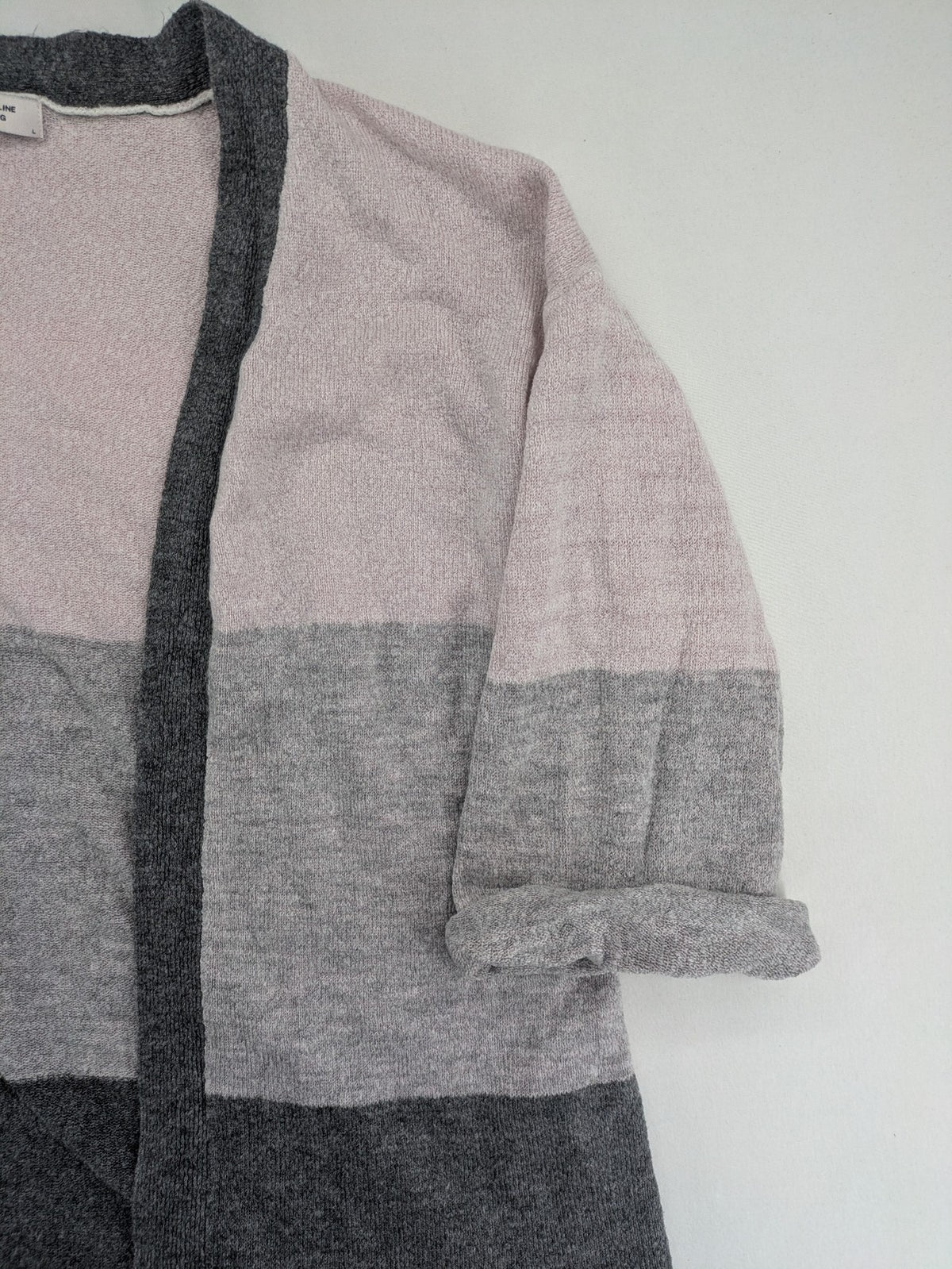 Jacqueline De Yong pink turtle neck jumper colorblock design with soft knit texture.