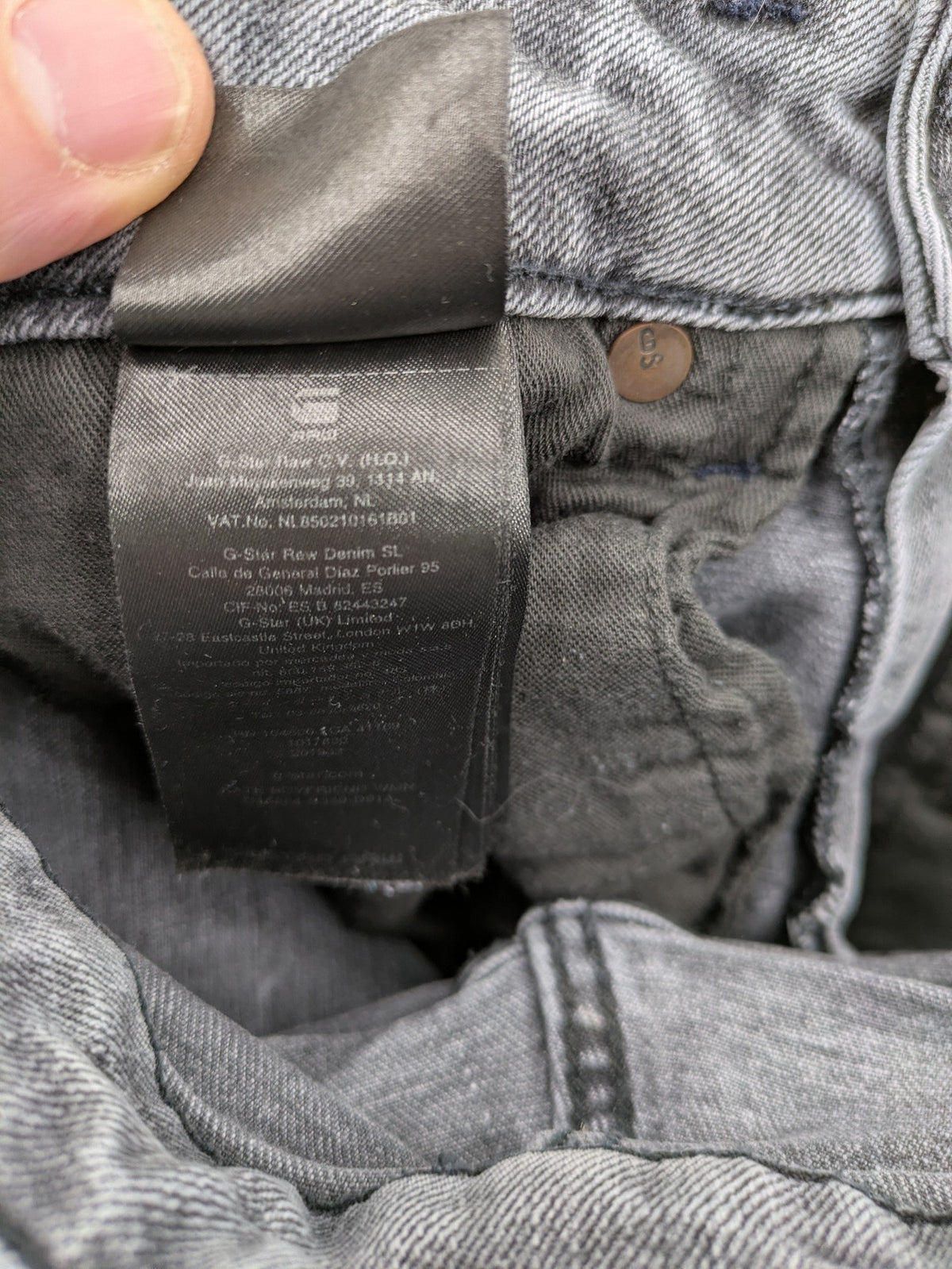G-Star Raw grey straight jeans with classic 5-pocket design and logo patch.