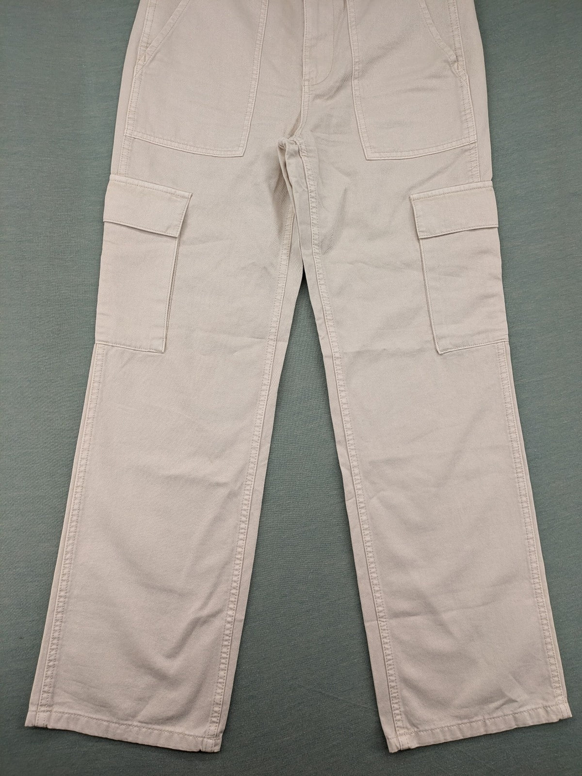 MNG beige cargo pants with straight leg, button closure, and patch pockets.