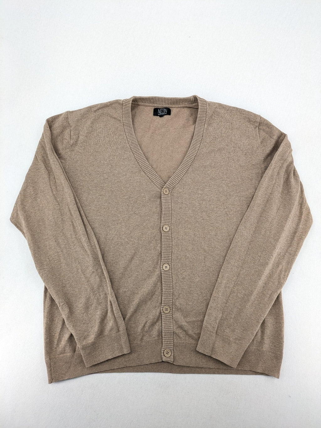 Nizzin Amsterdam knit jumper beige V-neck with button placket and soft cotton blend.