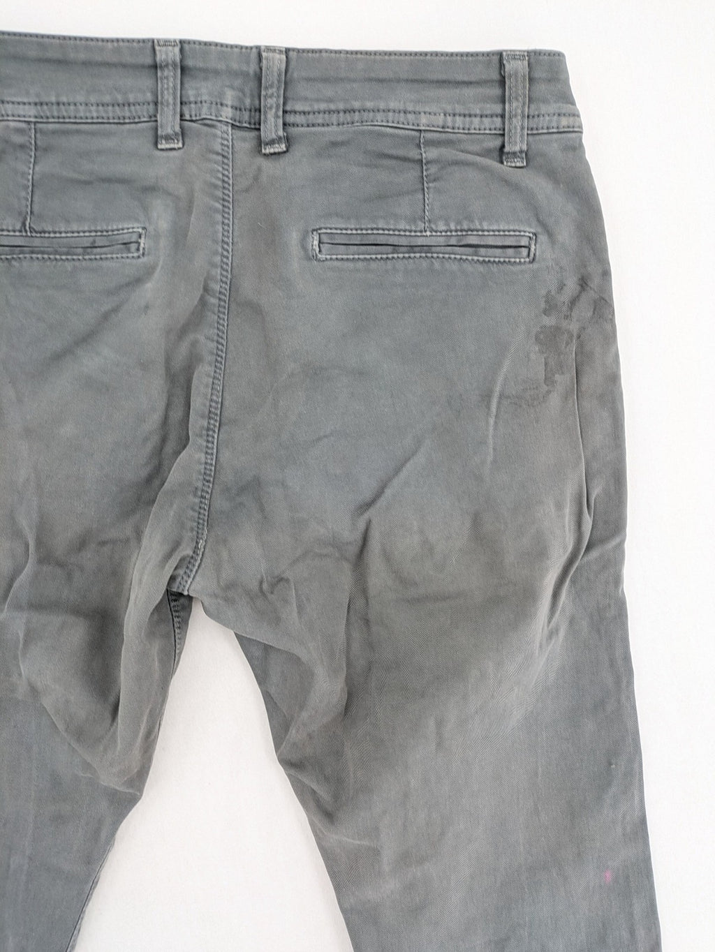 Money grey chino pants slim fit cotton stretch made in Italy with button closure.
