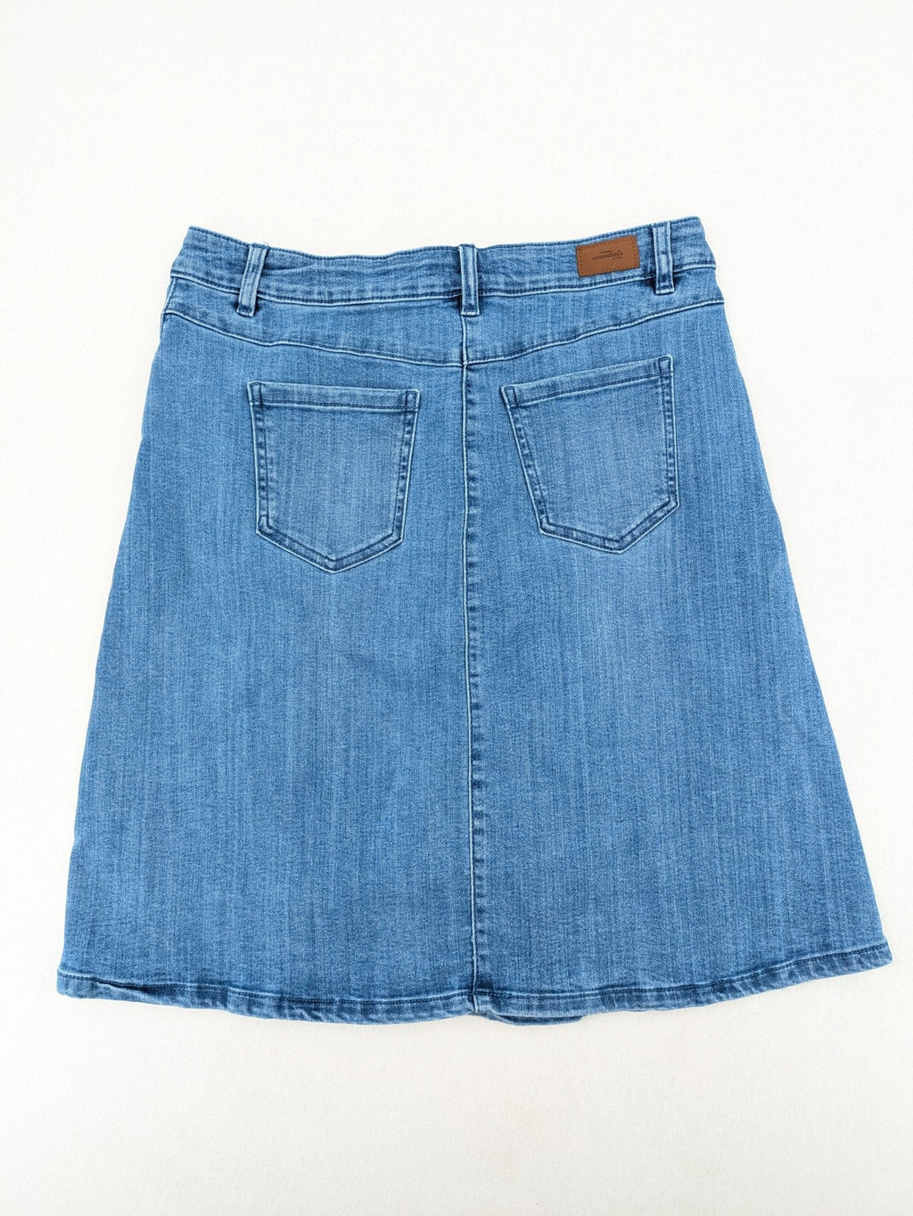 Tchibo blue knee-length skirt A-line silhouette with classic denim wash and cotton blend material.