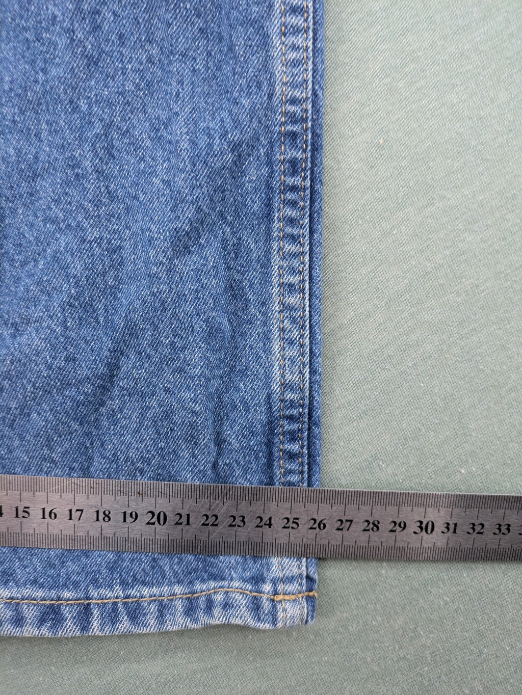 Zara blue wide leg jeans high rise with distressed details and 5-pocket design.