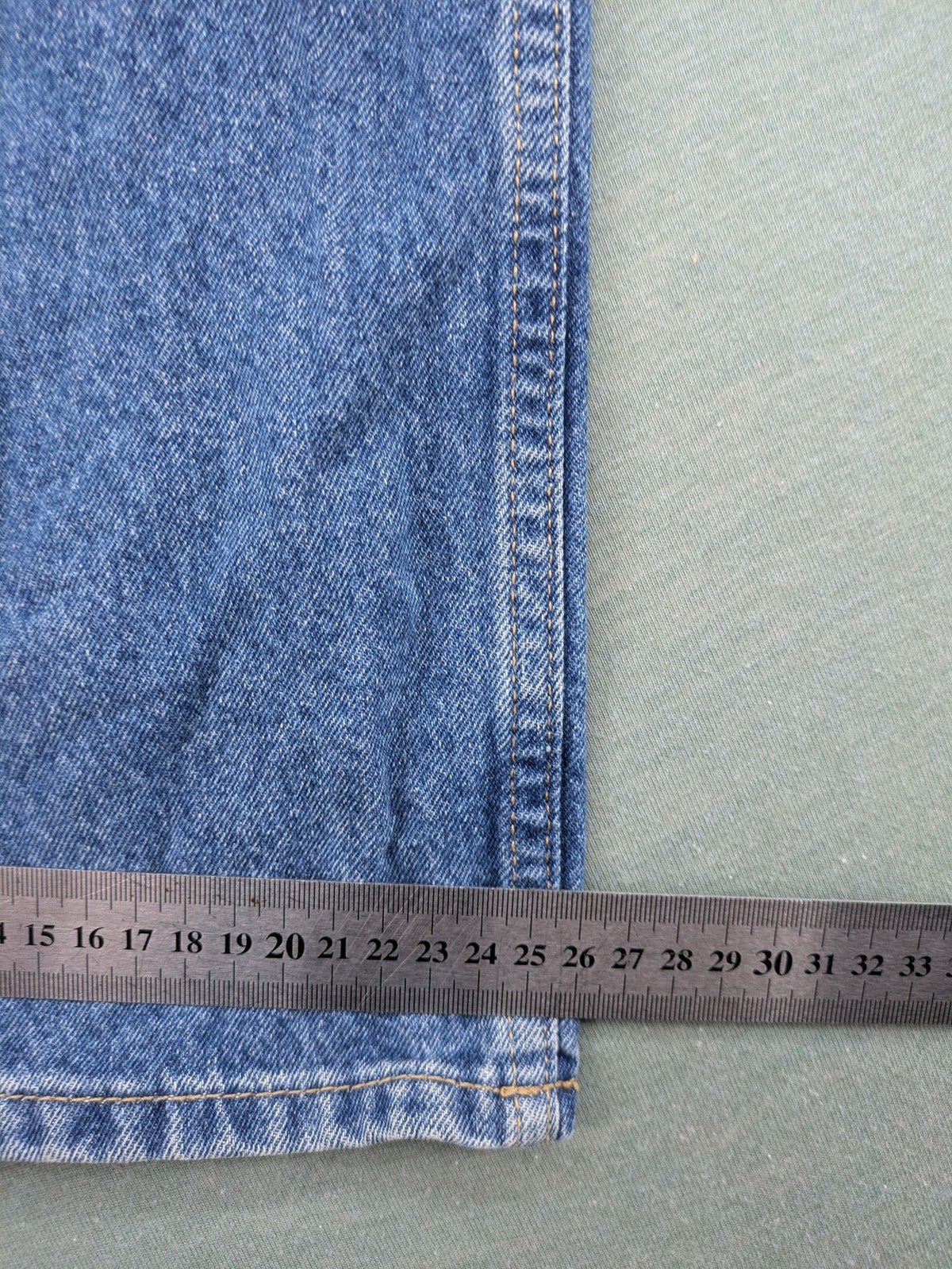 Zara blue wide leg jeans high rise with distressed details and 5-pocket design.