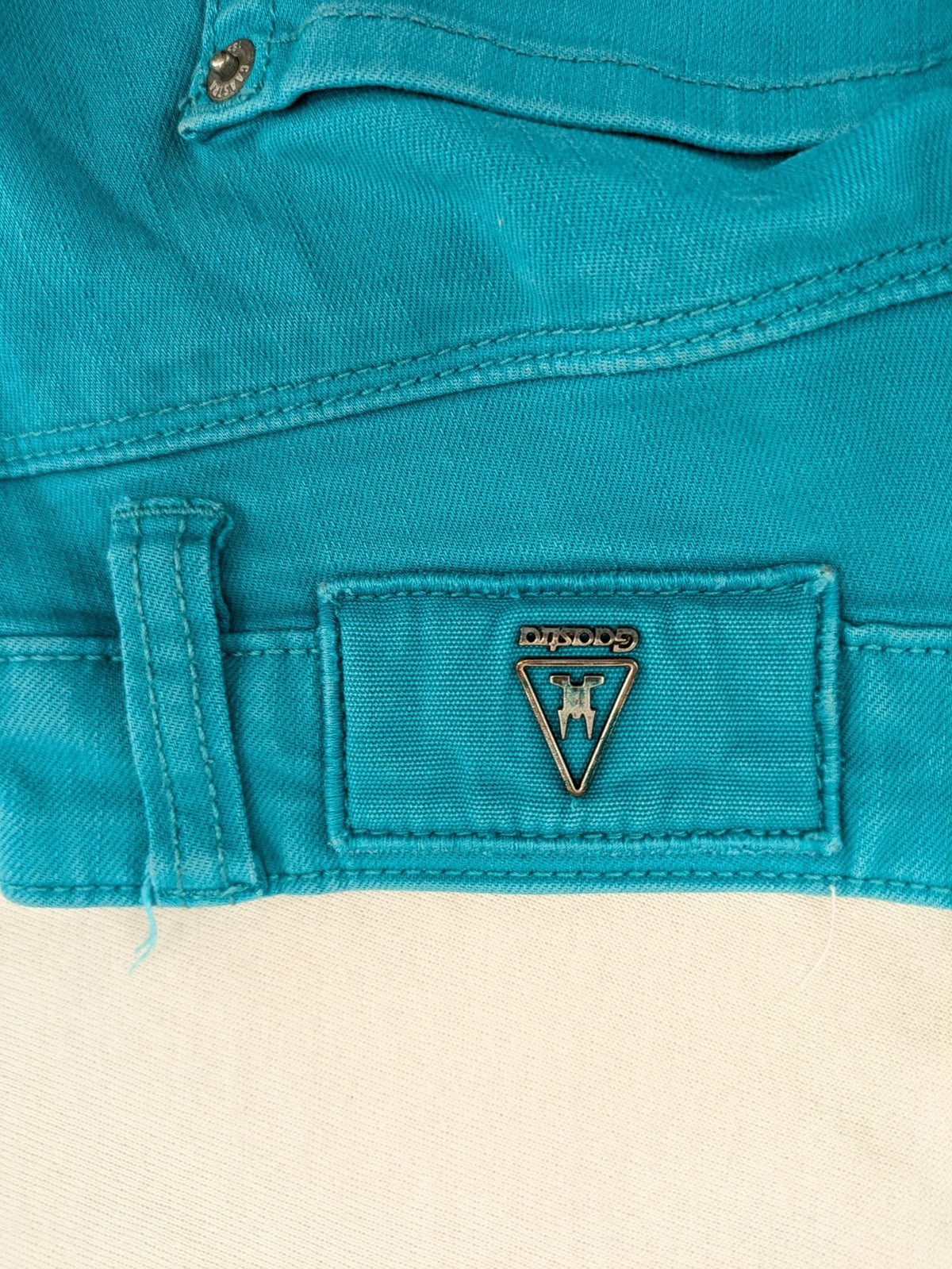 Gaastra blue-green skinny fit cord jeans with classic 5-pocket design.