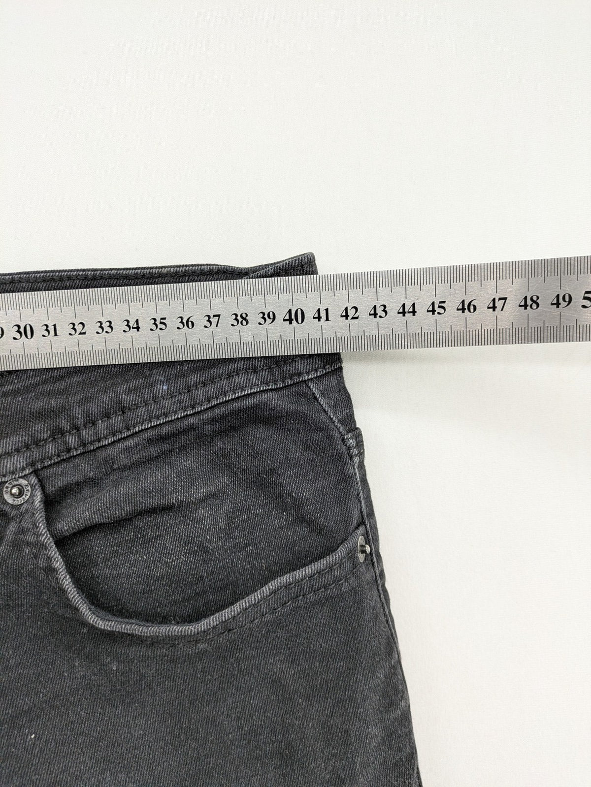 Captiva Jeans black straight jeans, classic five-pocket style, button fly, washed denim.