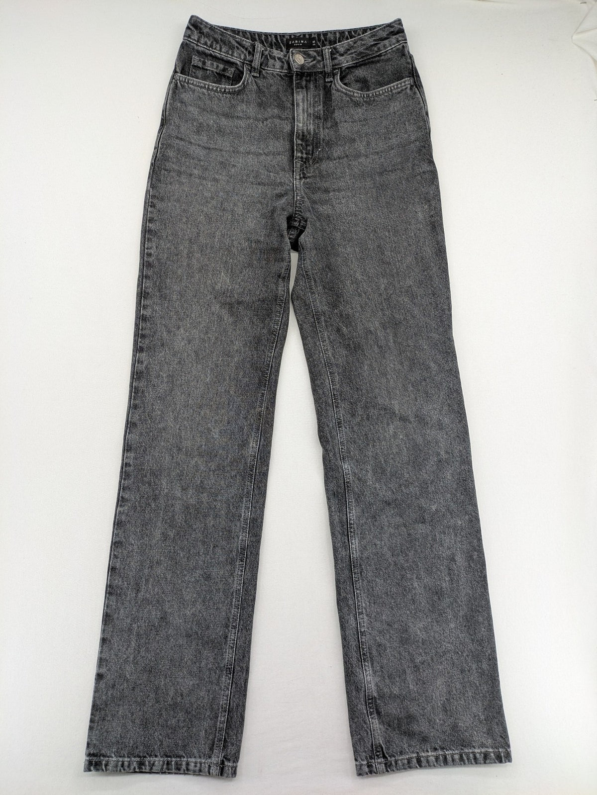 Zarina grey straight jeans high waist with classic 5-pocket design and washed denim texture.