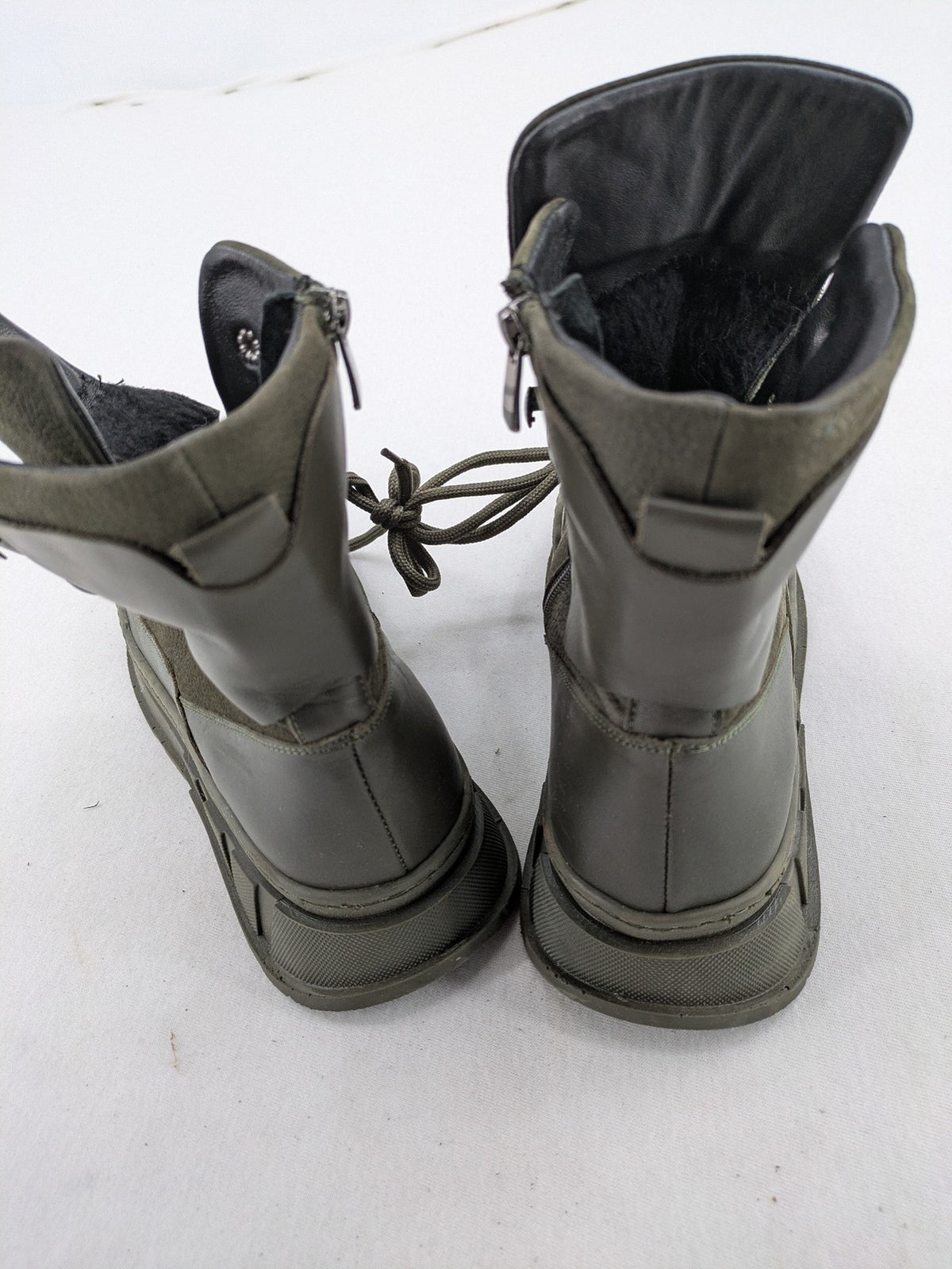 IL PASSO grey khaki motorcycle boots with side zipper and decorative lacing, leather material.