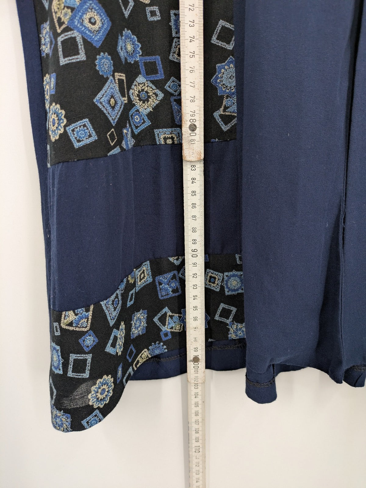 ARA long cardigan blue green geometric pattern with wide collar and button placket