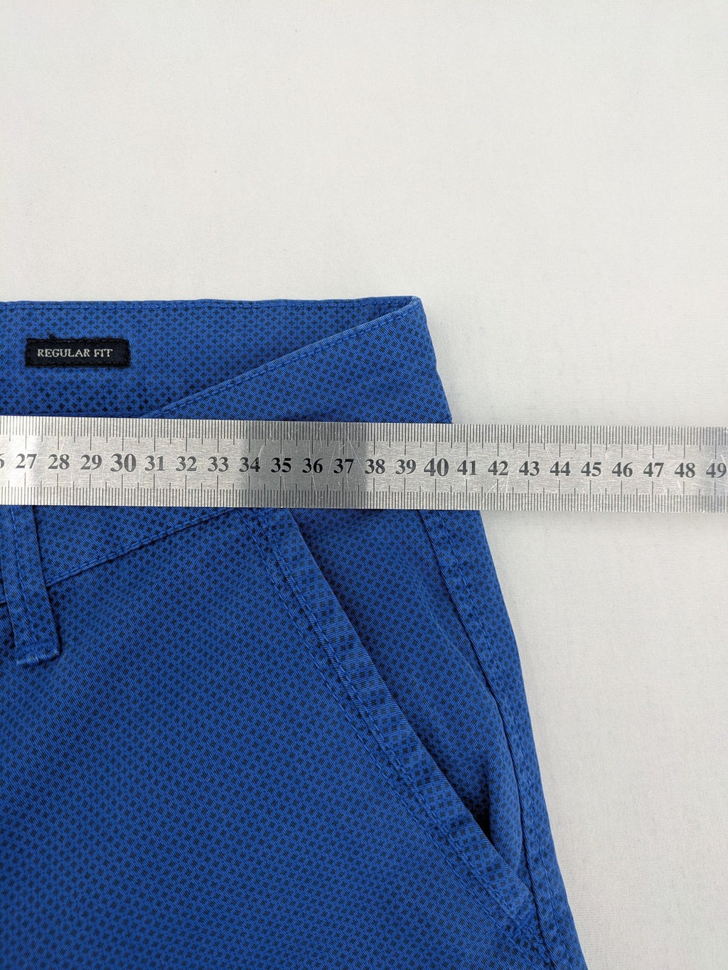 Sir Raymond Tailor blue chino pants cotton with subtle allover dot pattern