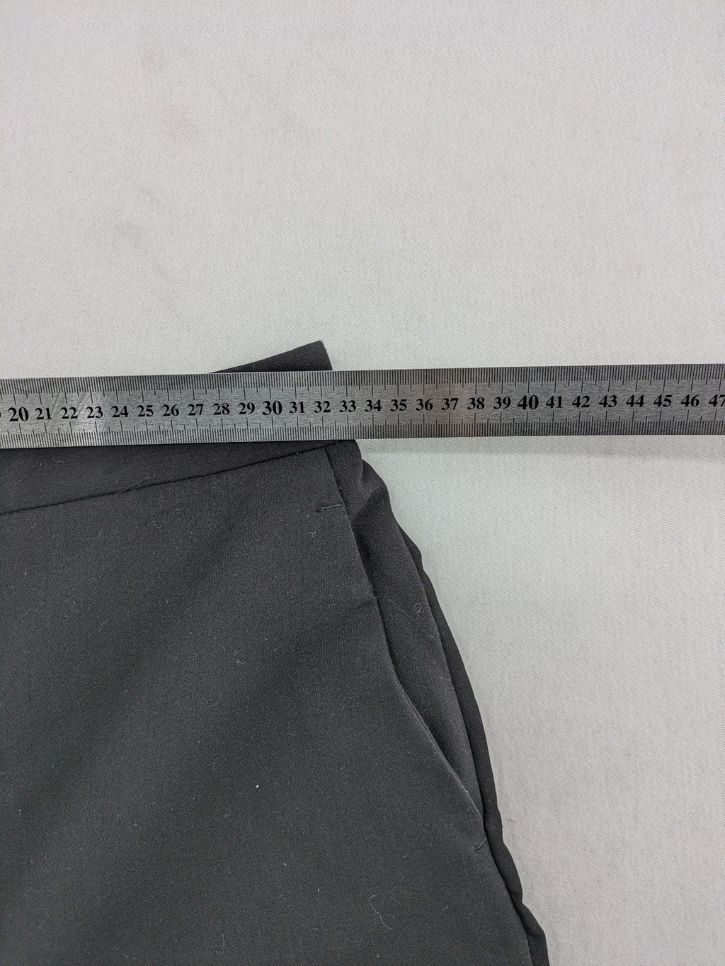 Zara black culotte pants high waist with elastic waistband and wide leg design.