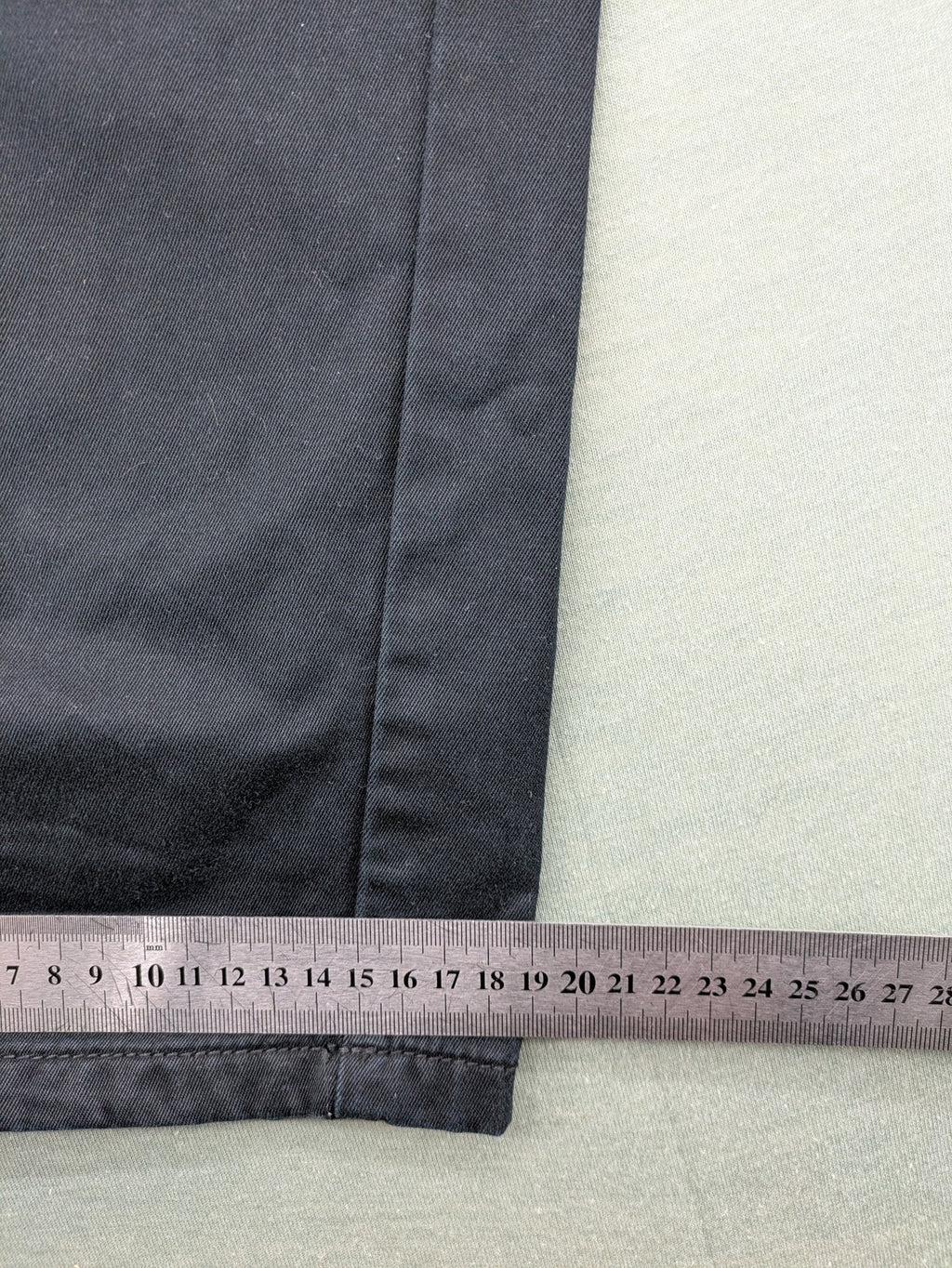 Sisley grey chino pants straight fit button fly classic style cotton material